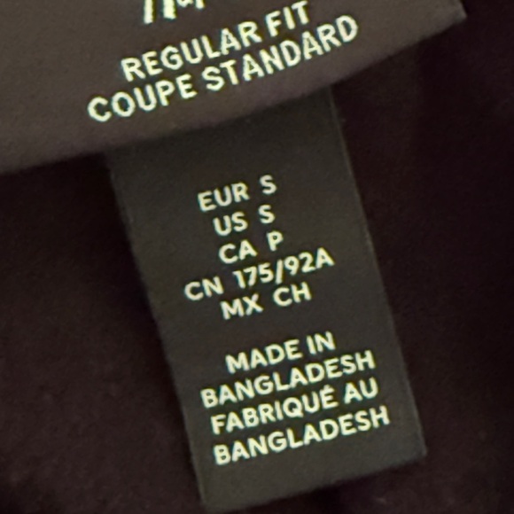 H&M Men's Small Black Graphic Hoodie - Picture 4 of 4